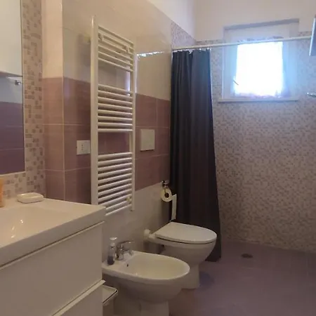 Casa Vacanze Lucilla Holiday home Cecina (Livorno)
